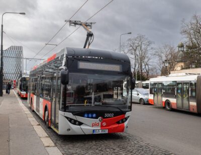 The First Škoda E’CITY Electric Bus Is Running in Prague with Passengers