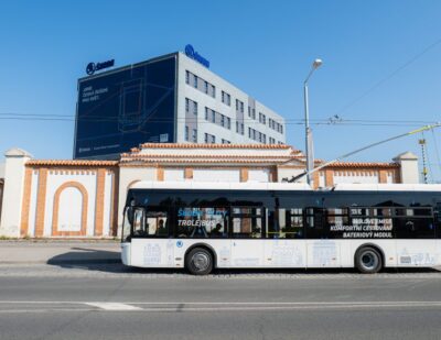 Czech Republic: New Škoda Trolleybus Begins Testing in Pilsen