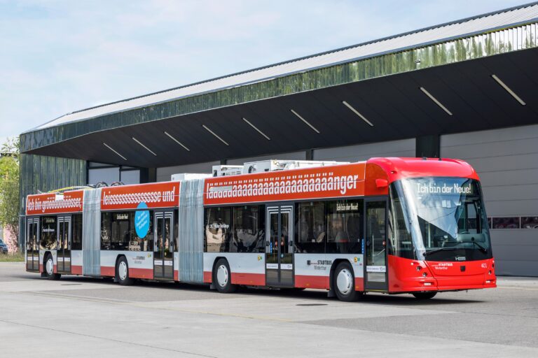 Switzerland DoubleArticulated Trolleybus Delivered in Winterthur