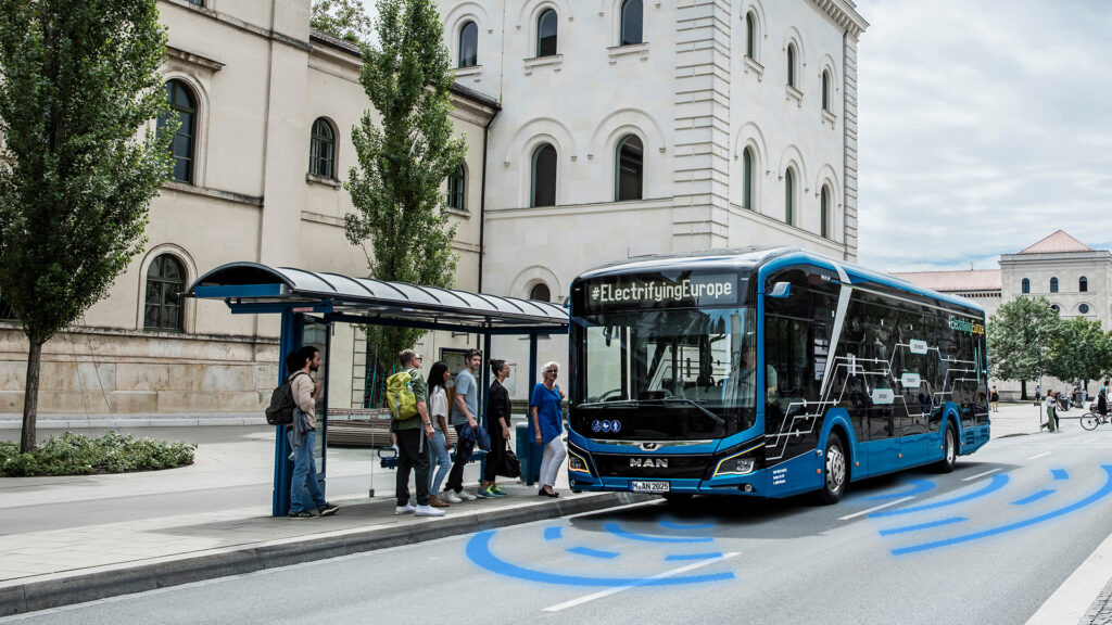 The automated MAN electric bus will enter regular service in Munich from 2025