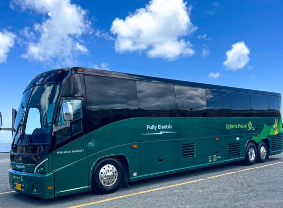 MCI delivers 3 zero-emission J4500 CHARGE™ coaches to Roberts Hawaii, marking the first in the US tour and charter travel market