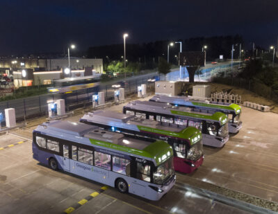 Hitachi and FirstGroup Accelerate the UK’s Push to Electric Mobility
