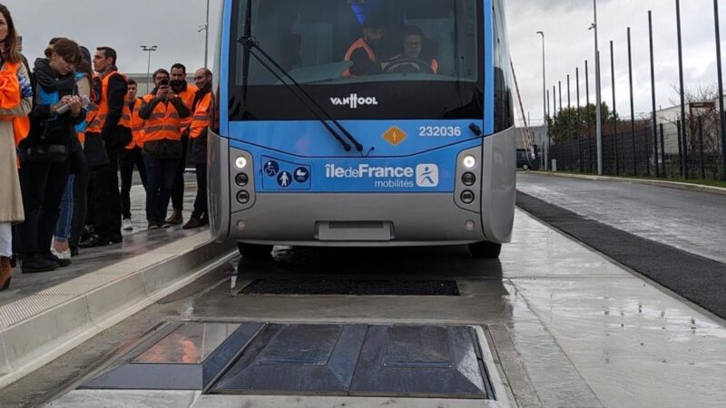 First run in the Île-de-France region for the Tzen 4, 100% electric bus