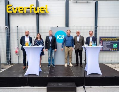 Everfuel Opens First Hydrogen Bus Depot in Germany