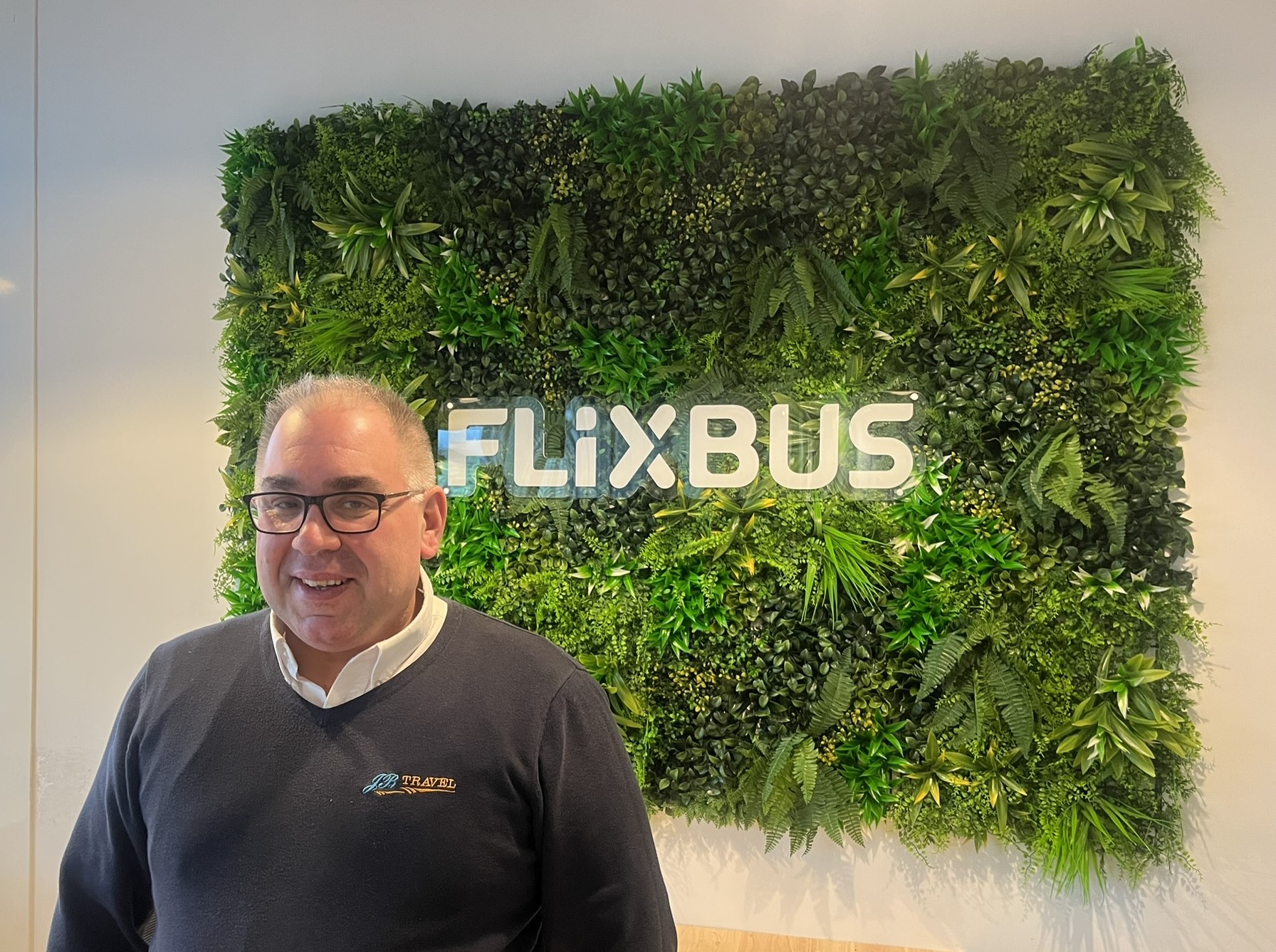 FlixBus UK adds J&B Travel as operator partner