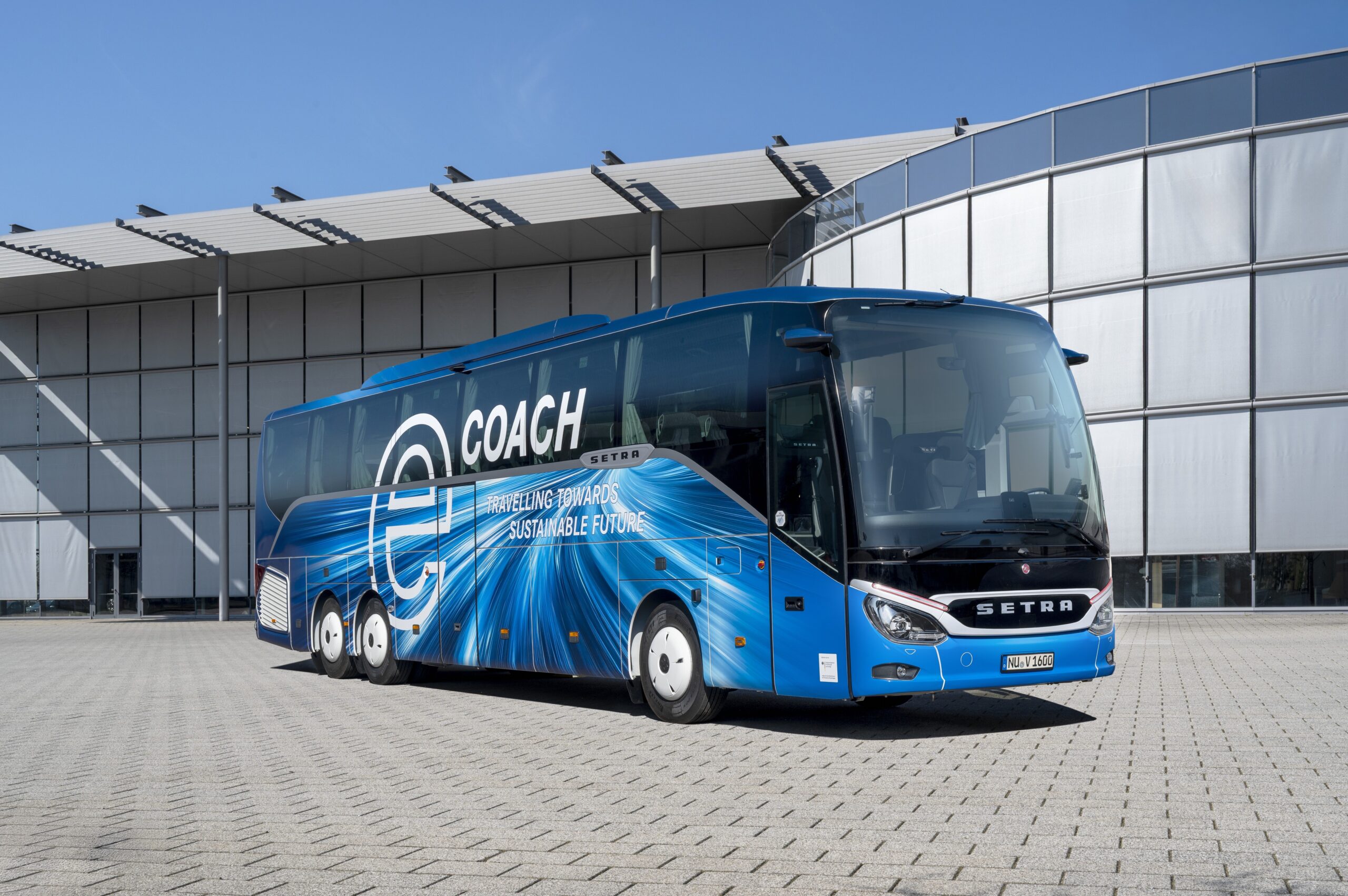 Electric coach technology carrier “eCoach” to begin test drives shortly