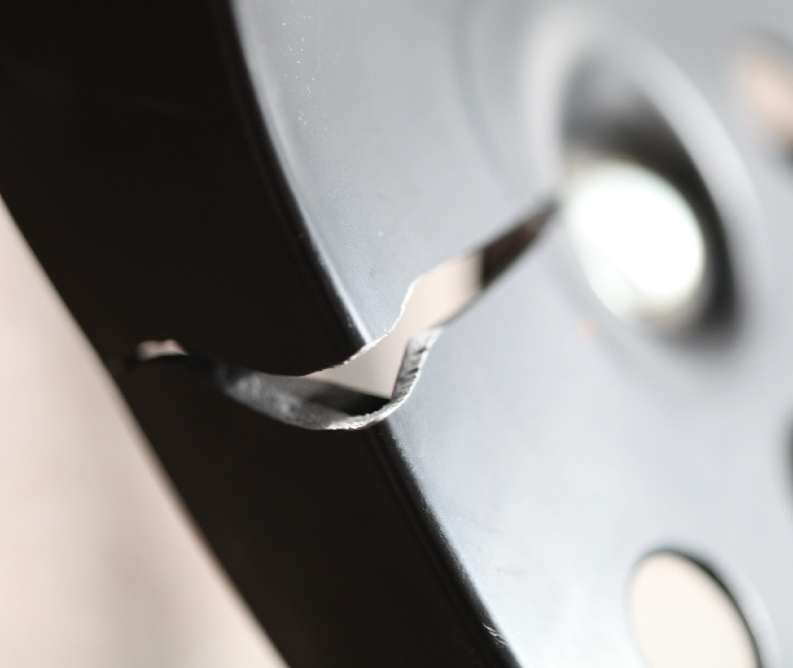 Material failure crack