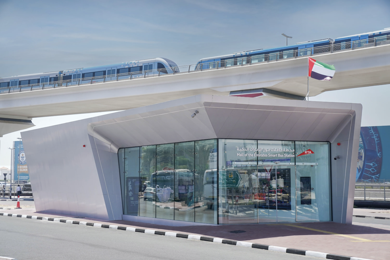 Smart bus station