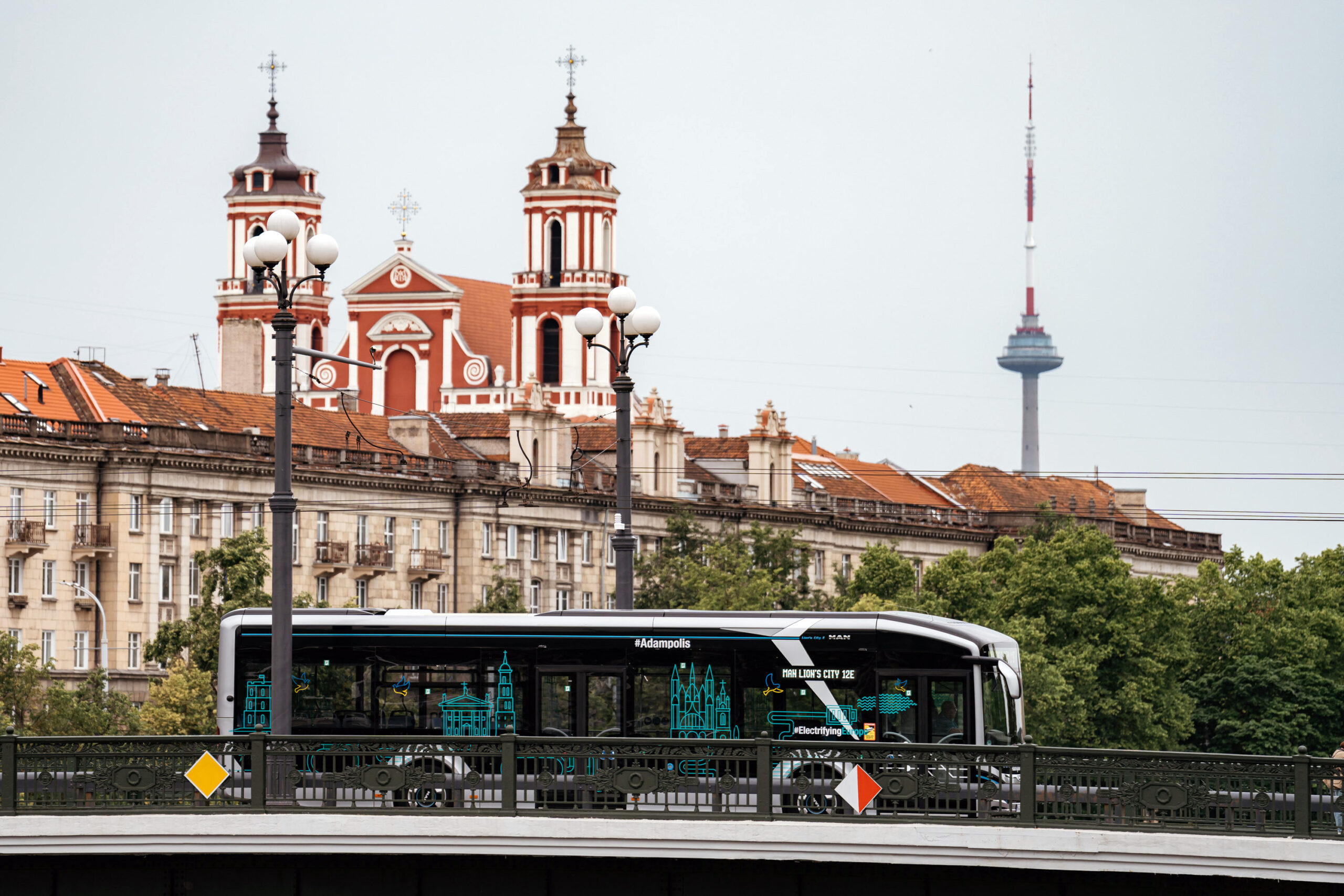 MAN Truck & Bus has received an order for 112 fully electric Lion’s City E city buses for Vilnius, the capital of Lithuania