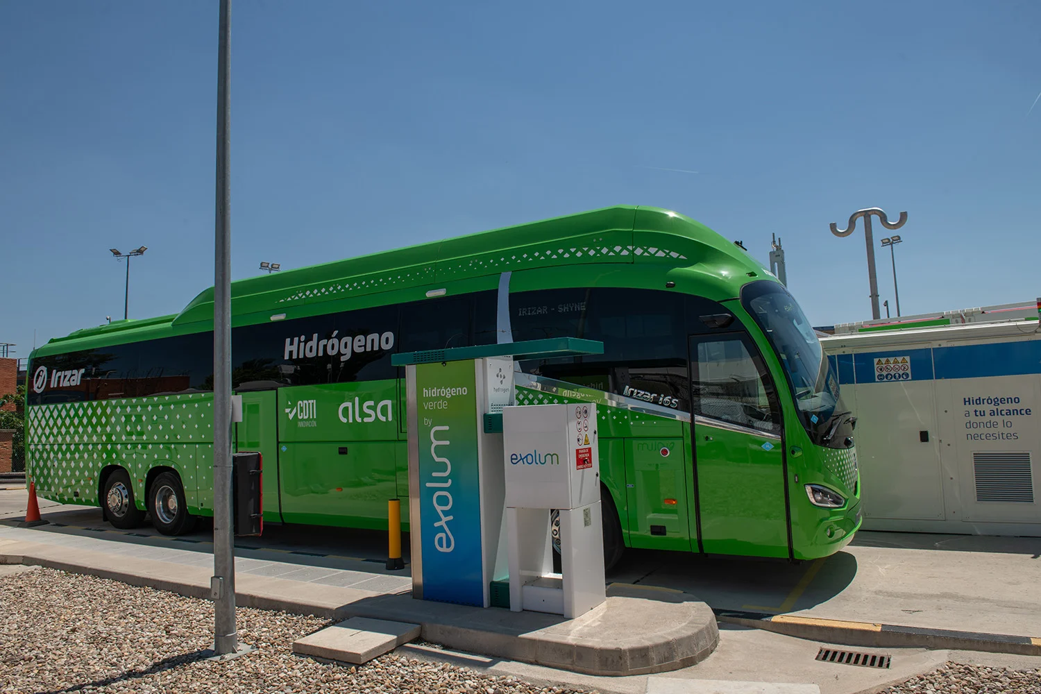Irizar presents the second generation of its hydrogen-powered coach