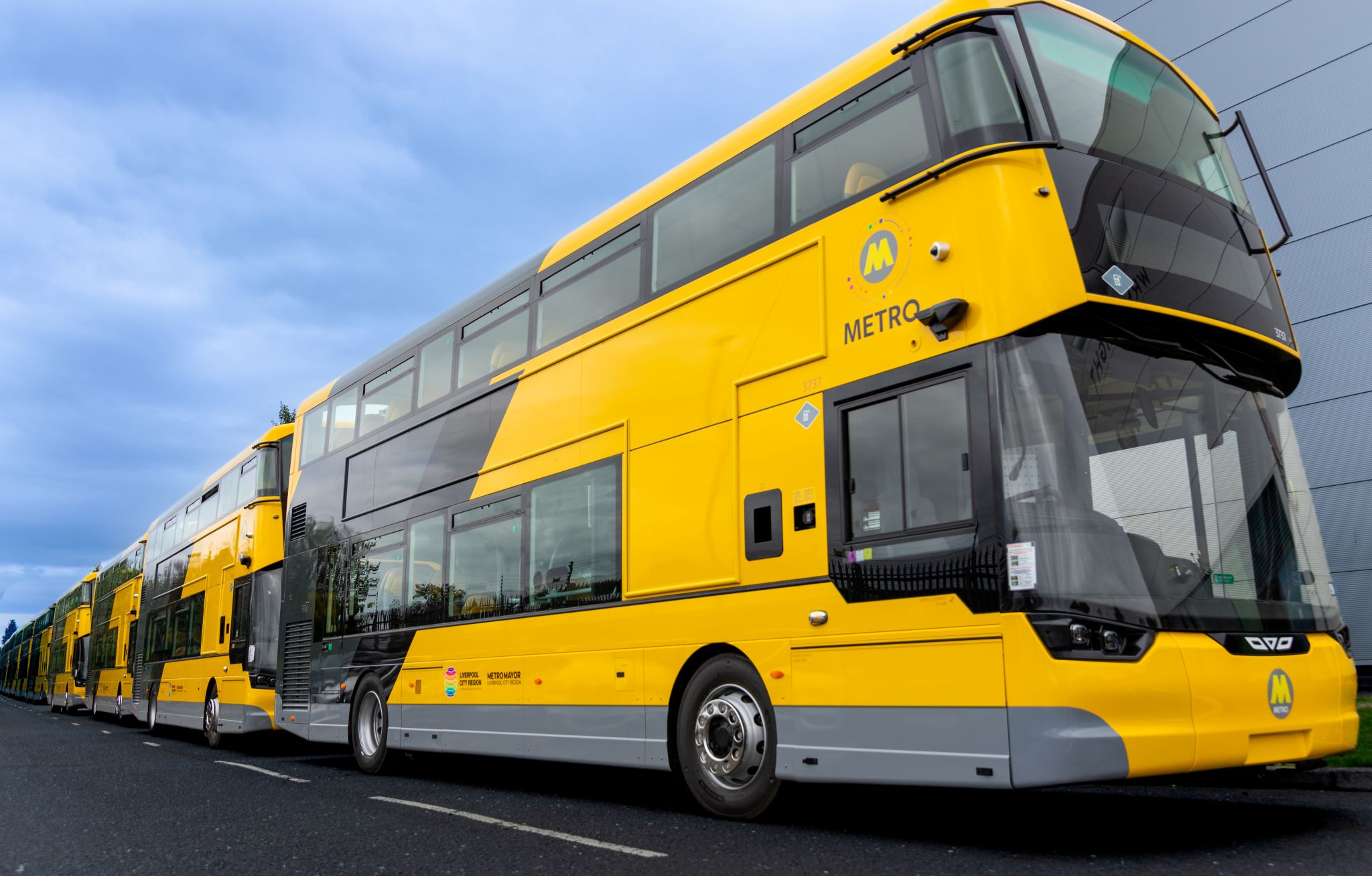 The first of 110 new Wrightbus ultra-low-emission StreetDeck Ultroliners have arrived in Liverpool