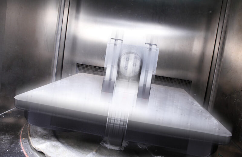 Vibration test for the LED daytime running and position lamp 90 mm